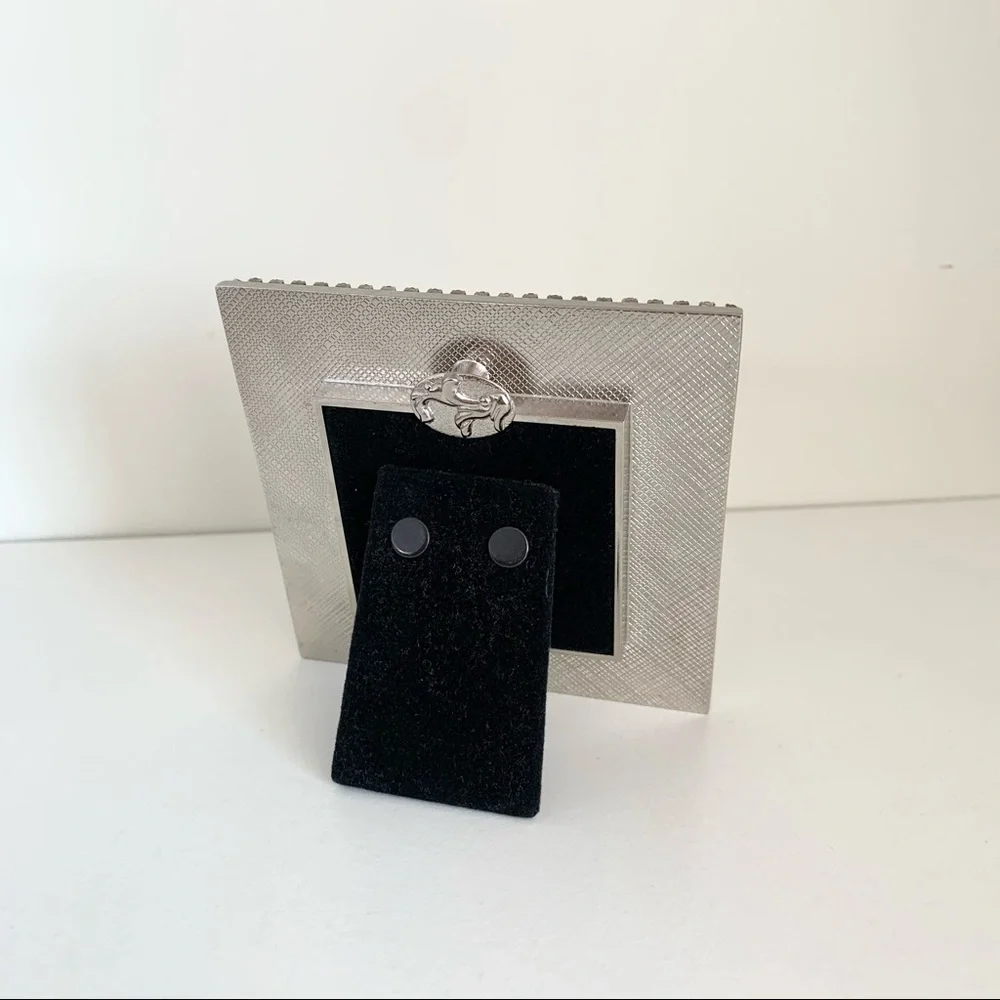 Hold NWOT Crystal enamel frame